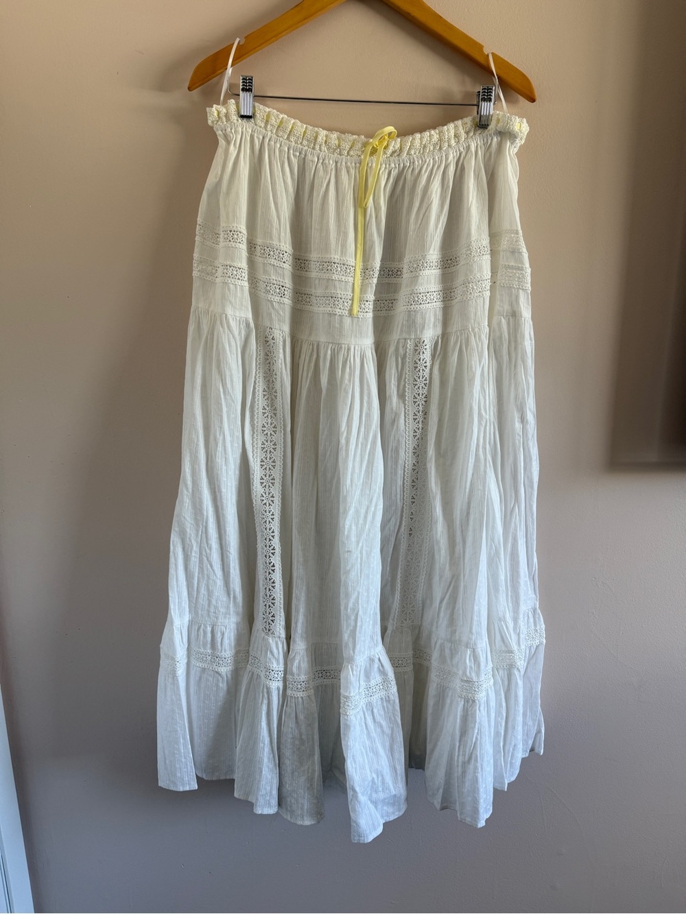 Valeria Skirt in Paloma - Picture 1 of 7